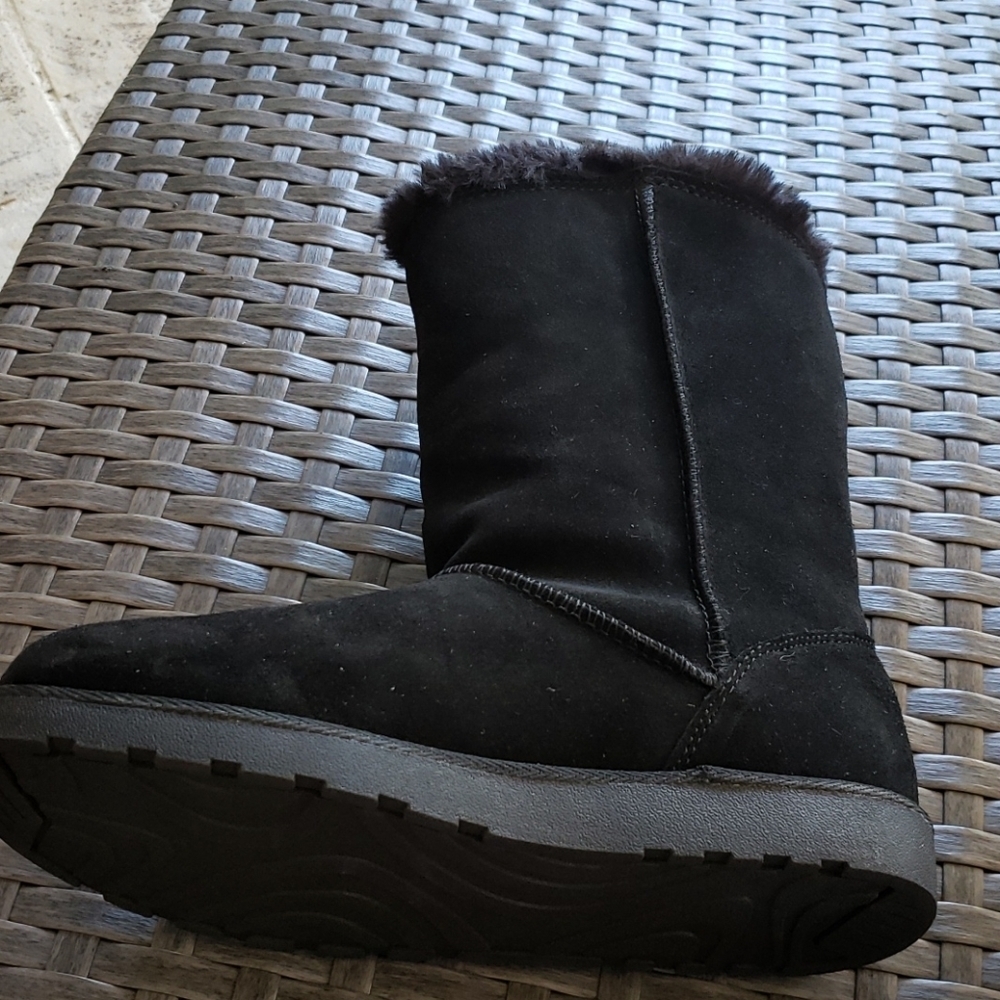 AUTHENTIC American Heritage black winter boots
